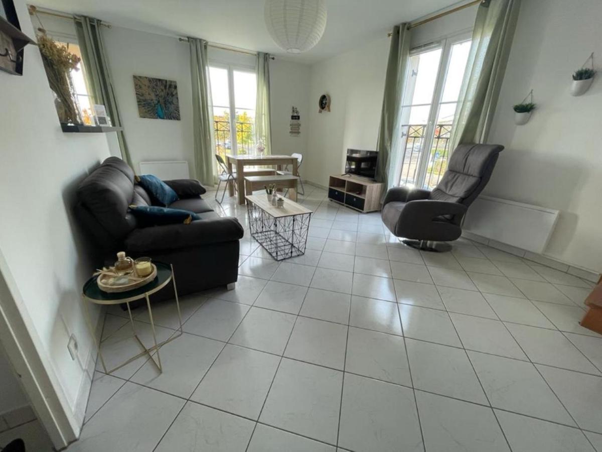 Charmant appartement duplex à 5min de Disney. Magny-le-Hongre Exterior foto